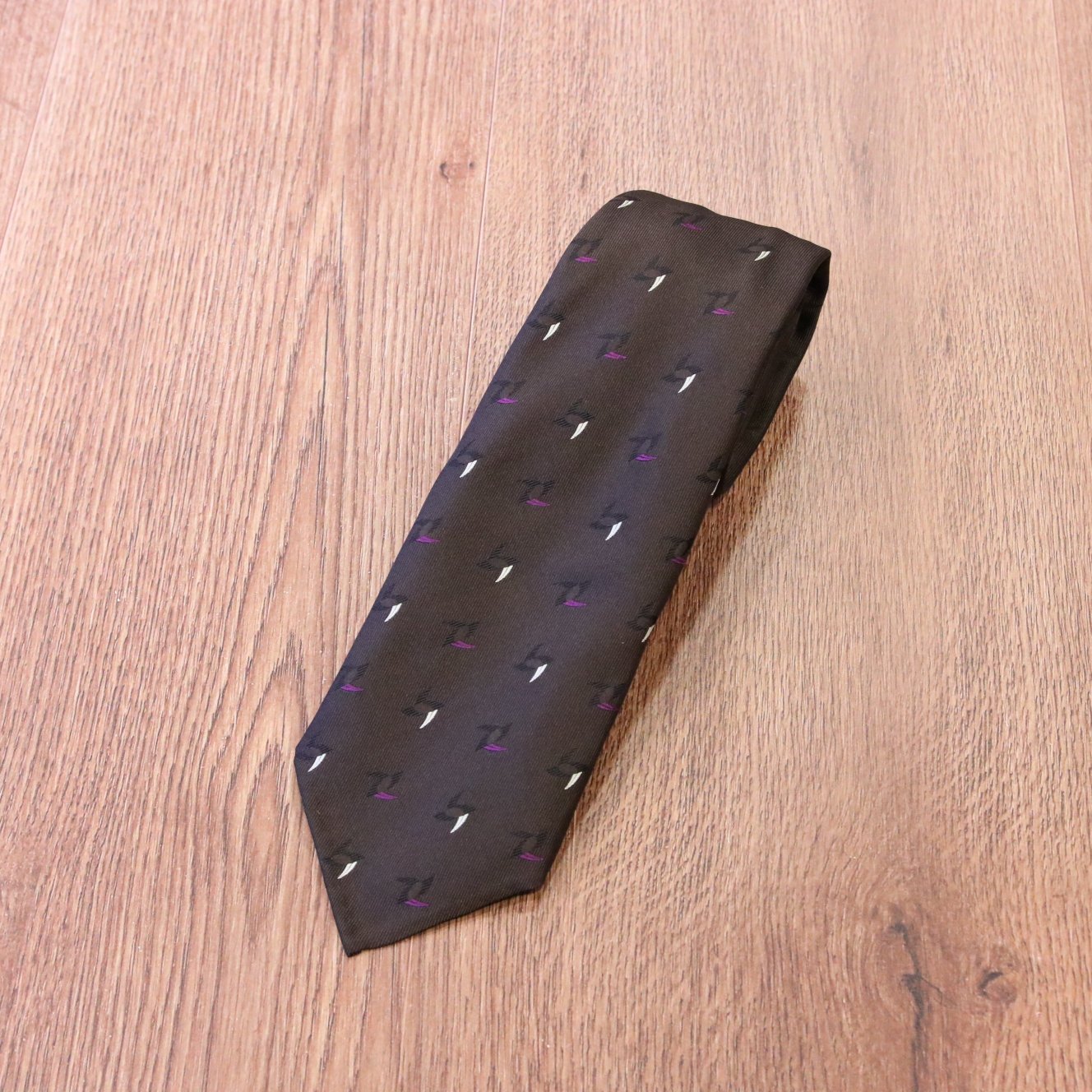 TIEの一覧 | Gallery